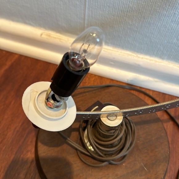 VINTAGE WORKING LAMP GLOBE - Picture 6 of 15